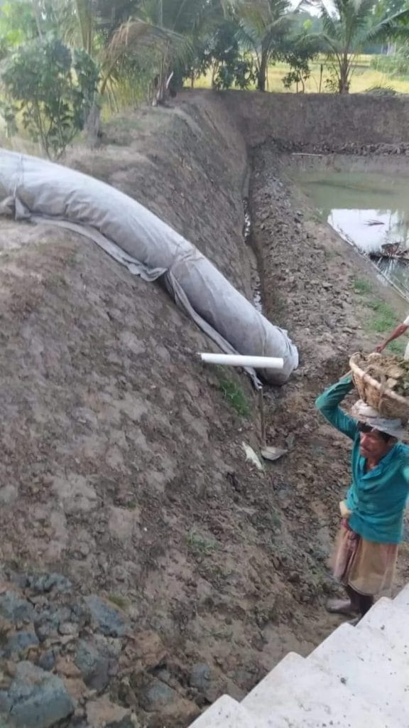 2233bd0c-70c9-40c2-8328-64703a8c3d1d